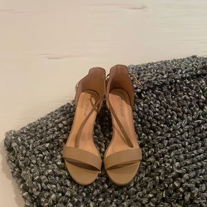 Tan day shoe